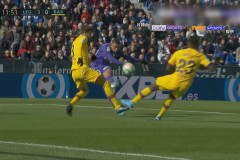 皇马六连胜领跑积分榜 阿隆索神勇助阵莱万特顽强拼搏