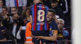 西甲对决：阿拉维斯主场迎战塞维利亚，谁能扭转颓势？